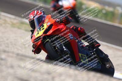 media/Sep-20-2025-TrackDaz (Sat) [[27f0cde673]]/A Group/2pm (Turn 9)/